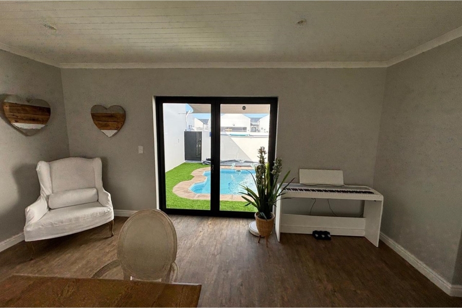 3 Bedroom Property for Sale in Velddrif Western Cape
